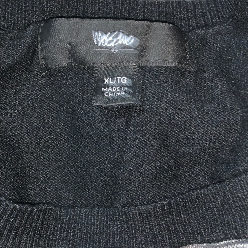 Sweater bundle - Picture 3 of 8